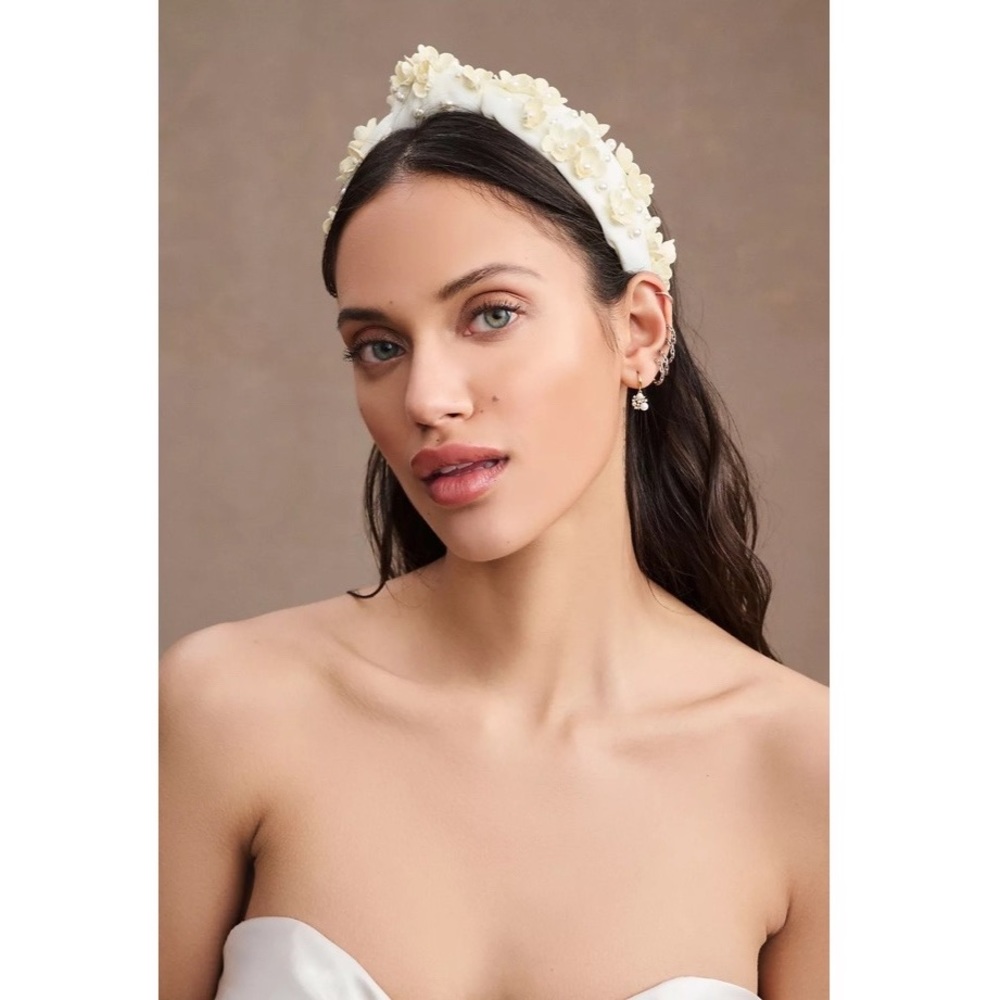 Lele Sadoughi Ivory Daisy Embellished Knotted Headband — Bridal